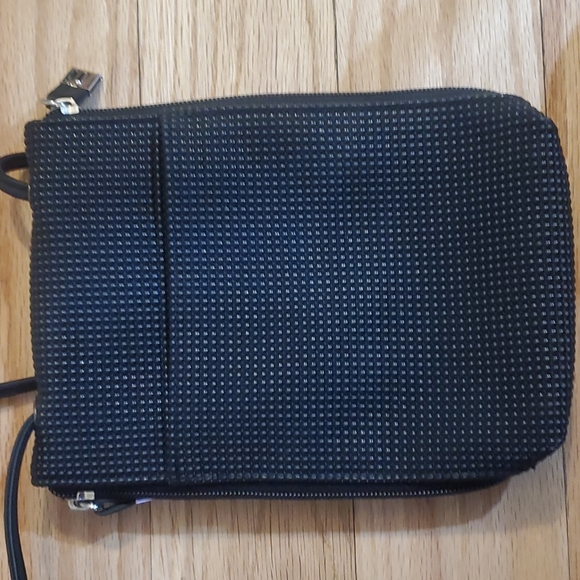 Black U02 Crossbody - Picture 4 of 4